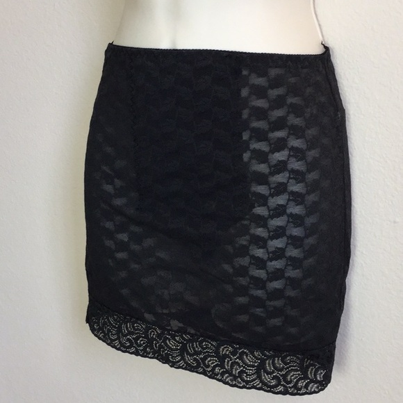 Jo La Mini Shapewear Lace Mini Slip (see description for sizing) - Picture 2 of 5